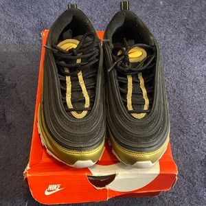 Grade School Nike Air Max 97